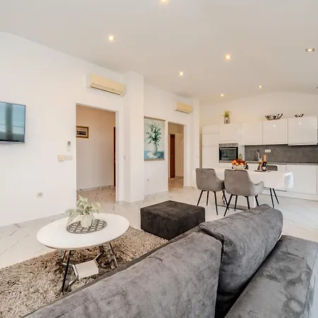 Apartment Very Good Life *