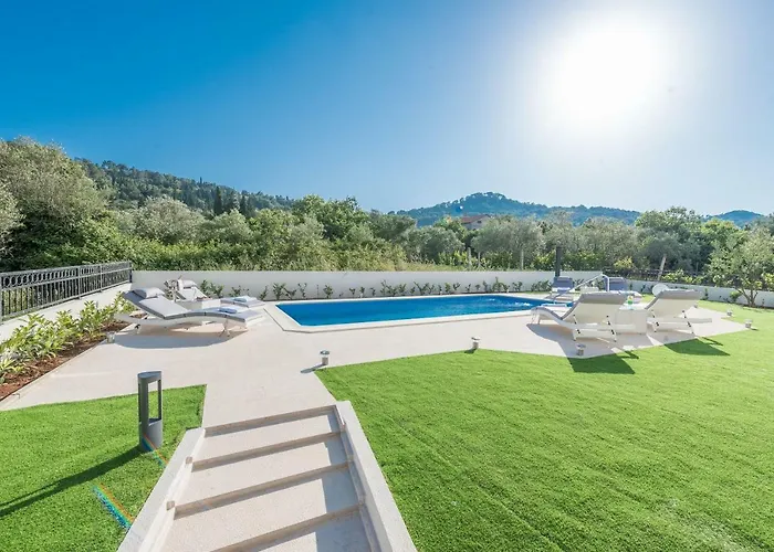 Апартаменты Very Good Life