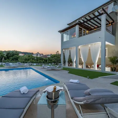 Διαμέρισμα Very Good Life