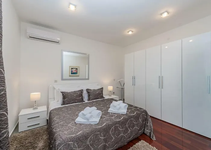 Very Good Life شقة *