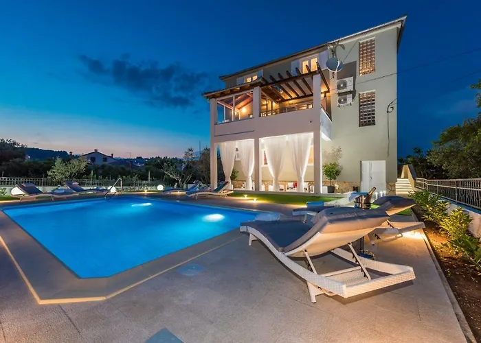 Very Good Life شقة