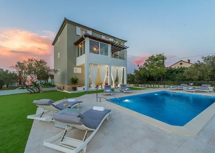 شقة Very Good Life